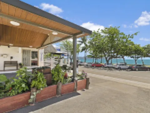 Beach House Motel Hotels in North Ward