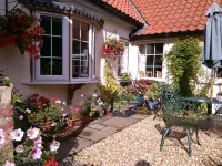 White Cottage B and B Hotels in Horncastle