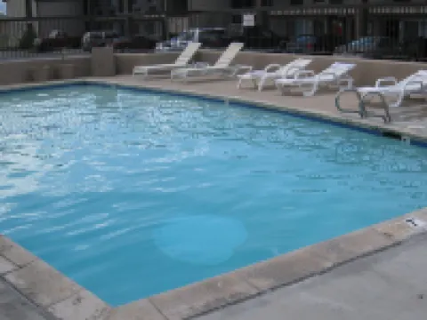 Discovery Inn Hotels in Midvale