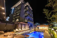 Hotel Piramida - Pool