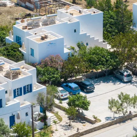 Agia Anna Living