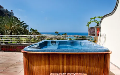 Holiday Club Playa Amadores - Parkering