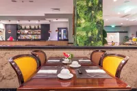 Parque Balneário Hotel Santos by Castelo Itaipava - breakfast