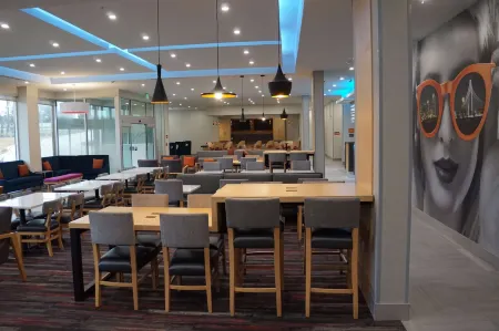 La Quinta by Wyndham Dallas Lewisville