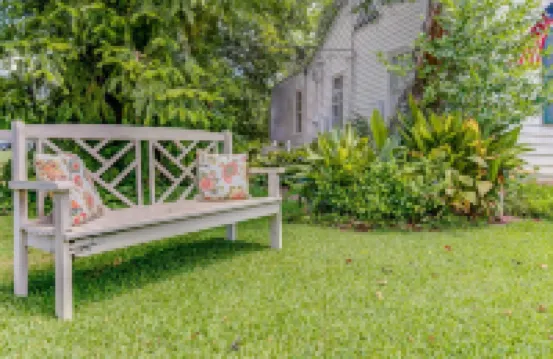 Steele Cottage Hotels in 