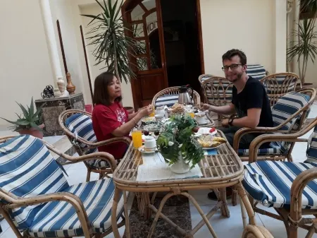 Al Hambra Hotel Отели рядом с достопримечательностью «Колоссы Мемнона»