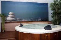 First Inn Hotel Hotels in Apt