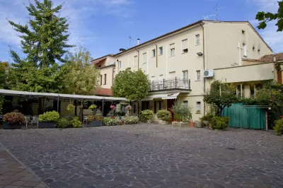 Hotel Europa Hotels in Pomponesco