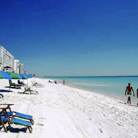 Private Resort Villa•Beach Service Included•Golf Cart• Boat and Trailer Friendly
