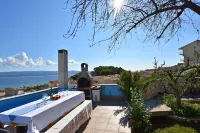 Apartments Ana Hotels in Omis