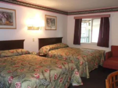 Sunrise Inn Hotels in Everett