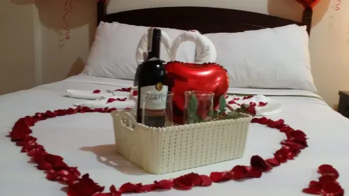 The Redwoods by Precious Gem Hotels in Caloocan City