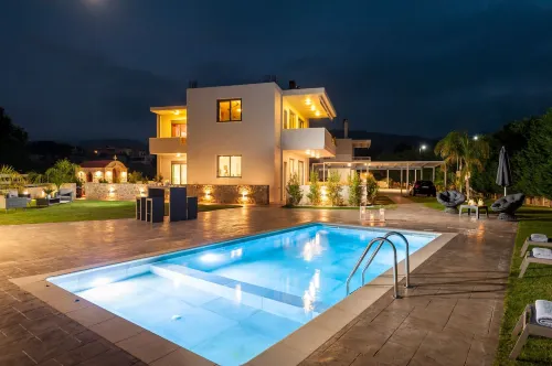 아마엔 럭셔리 하우스