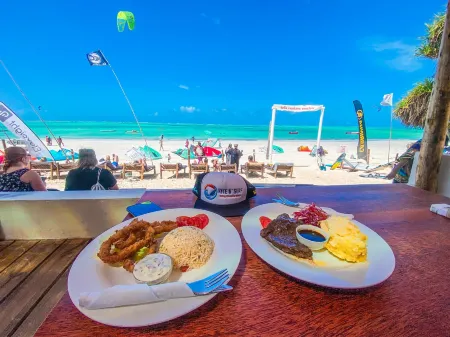 Ananda Beach Hotel Отели в г. Paje