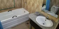 Ragaray Executive Suites - Business Room