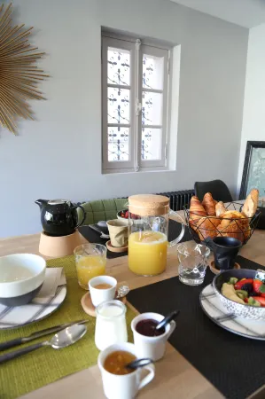 Le Presbytère de Thiverval Отели в г. Ивелин