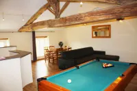 Domaine de la Laigne - Spa Hotels in Asnieres-la-Giraud