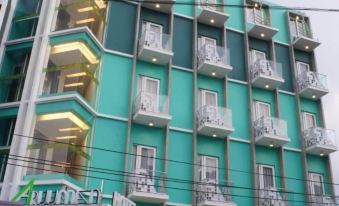 Hotel Aruuman Simpanglima Semarang