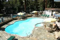 Americana Village - Beach