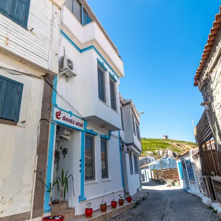 Bozcaada e2 Deniz Otel