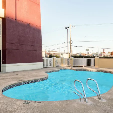 Comfort Inn Midtown