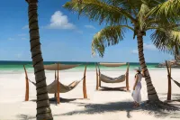 Dusit Ajman Resort & Villas - Merinäköala
