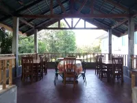 Balai Mariacaria Pension House Hotels in Guindulman