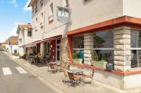 Hôtel les Pins Hotels in Saint-Pierre-d'Oléron