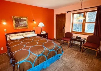 AmeriVu Inn & Suites - St Croix Falls
