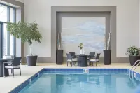Renaissance Chicago Glenview Suites Hotel - Swimmingpools
