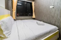 Best Price Tamansari Panoramic Apartment with Mountain View - parkir