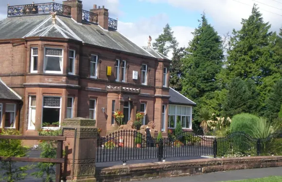 薩默頓豪斯酒店