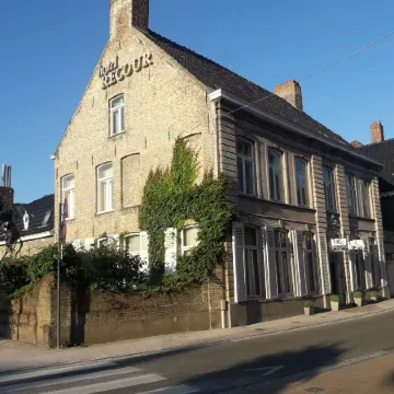 Hotel Recour