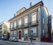 Oporto Serviced Apartments - Cedofeita - parkir
