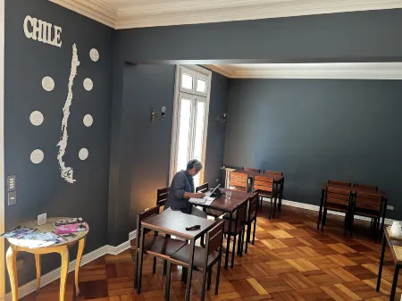 Casa Ribera Hotel Providencia Отели рядом с достопримечательностью «Constitution Place»