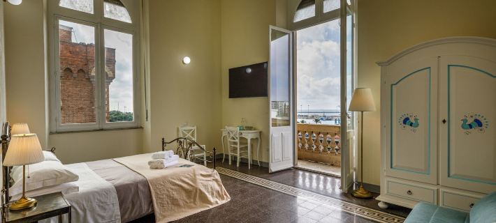 Onlyrooms IV - Sea View & Free Parking Hotels in Cagliari