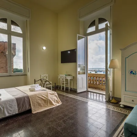 Onlyrooms IV - Sea View & Free Parking