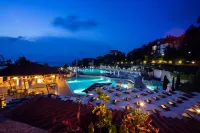 Viva Mare Beach Hotel by Santa Marina - Pools