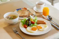 Sea Sand  Sun Hua Hin by JC Kevin Hotel & Resort - Aamiainen