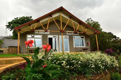 Boulevard Inn Mt Meru فنادق في 