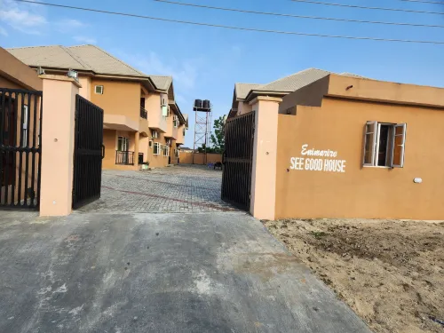 See Good Guest House Enimarire Hotels in Sangotedo