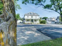 Hotel Victoria Hotels in Saint-Pascal