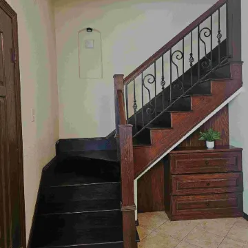 Apartment near University