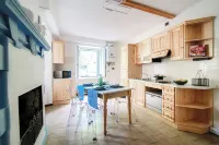 Lemon Tree Lake View - by MyHomeInComo