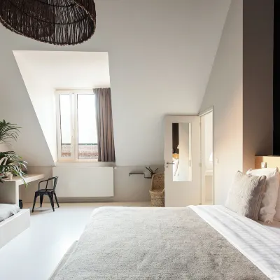 祕密花園飯店 議會中心附近的飯店