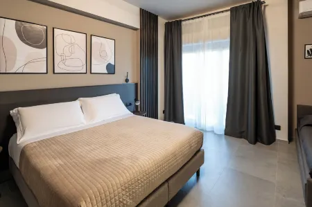 Mia Rooms B&B Отели рядом с достопримечательностью «The Castello di Milazzo»