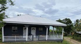 Vee's Country Apartments