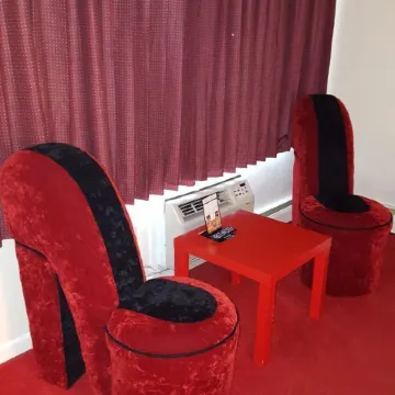 New Relax Inn Bridgeview