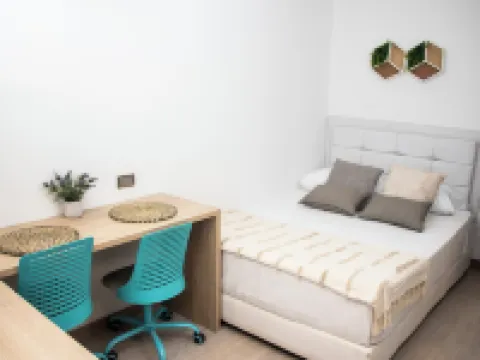 澤尼亞 佩德羅內爾戈麥斯博物館附近的飯店