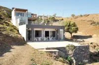 Beachfront Studio Kyma West